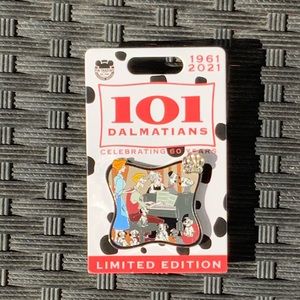 Authentic!✨ Disney Parks Limited Edition 101 Dalmatians Pin